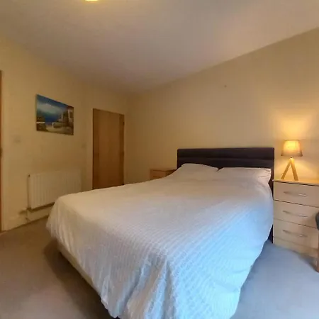 Remarkable 2 -bed In *