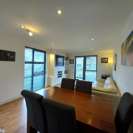 Remarkable 2 -bed In * 더블린