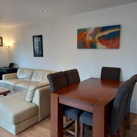 Remarkable 2 -bed In Dublin