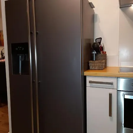 Remarkable 2 -bed In Dublin